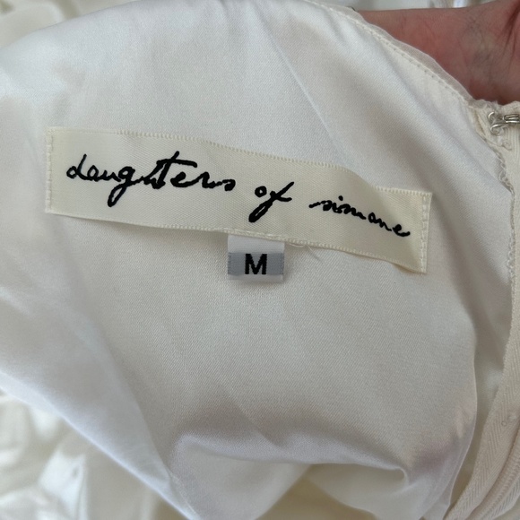 Daughter Of Simone "Stevie" wedding gown - unworn/unaltered - Picture 6 of 12